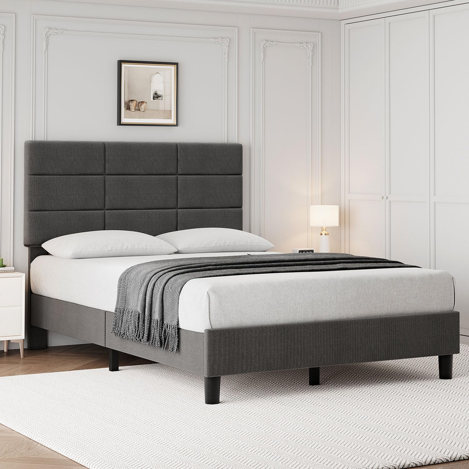 Cadre de lit double Garvee avec tête de lit réglable en mousse à mémoire de forme, lit plateforme tapissé de lin, gris, supporte jusqu'à 317 kg, aucun sommier tapissier requis