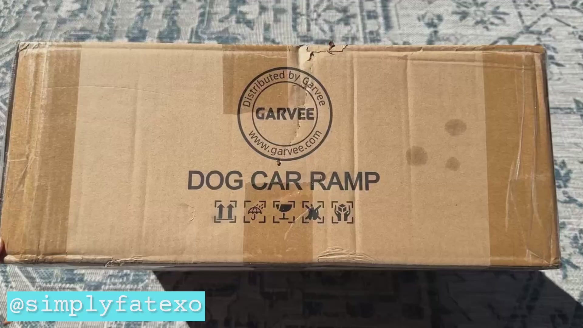 Garvee Upgraded Heavy Duty Dog Ramp for Cars, 71" x20" Folding Pet Ramp for Large Dogs with Non-Slip Surface Portable Dog Car Ramp for SUV Car, RVs & Truck, Outdoor Dog Ramp Up to 270 LBS